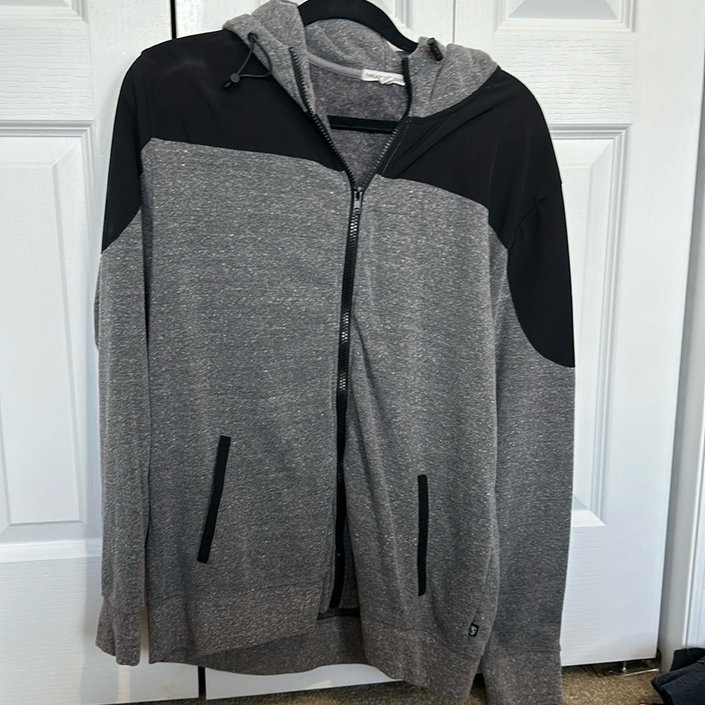 Men’s Zip Up